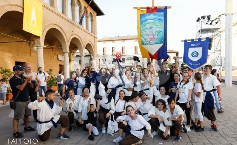 Giochi dei Muje 2017, a J’Angeli 800 vince il Rione del Campo: le foto