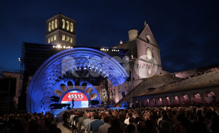 Con il cuore 2017, successo di musica e solidarietà: le foto della serata