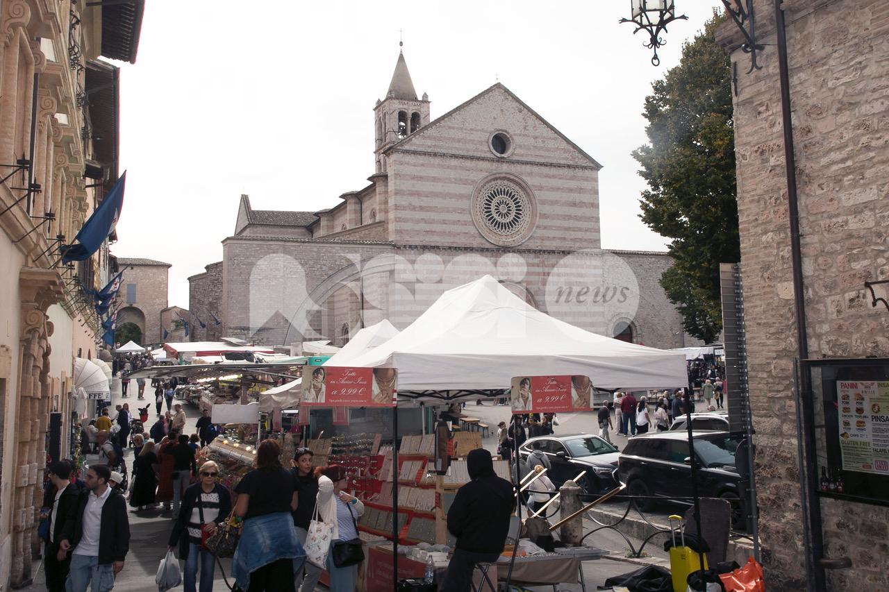 Fiera di San Francesco 2026 e tombola chiudono la festa del Patrono d'Italia (foto)