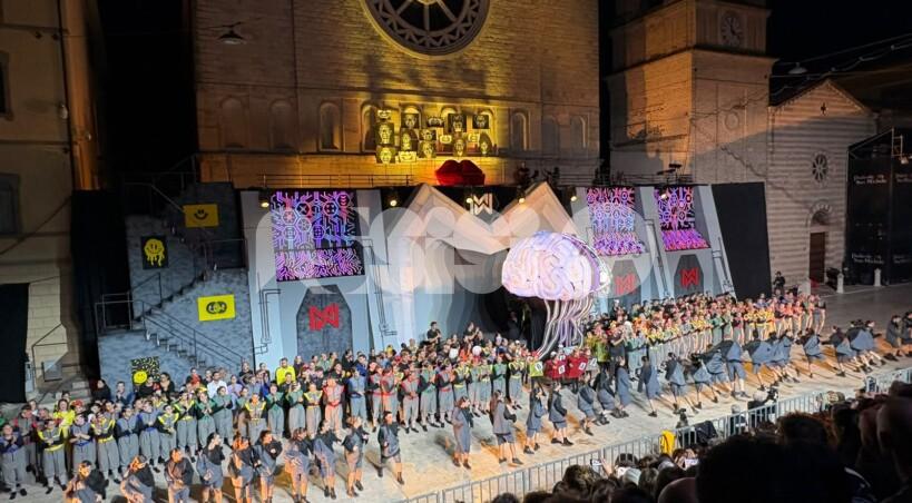 Sfilata del Rione Sant'Angelo al Palio de San Michele 2026: in scena Il coraggio di ricordare (foto)