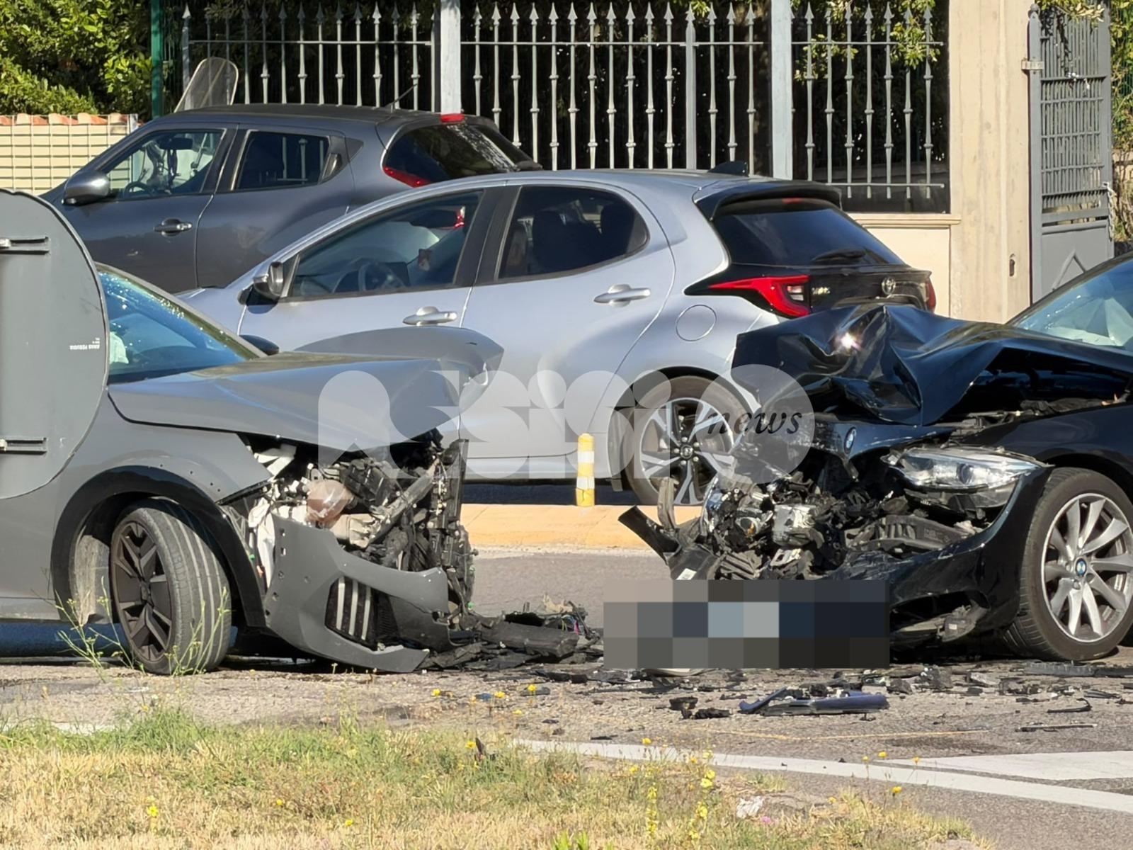 Incidente a Santa Maria, intervento in corso di municipale e vigili del fuoco (foto)
