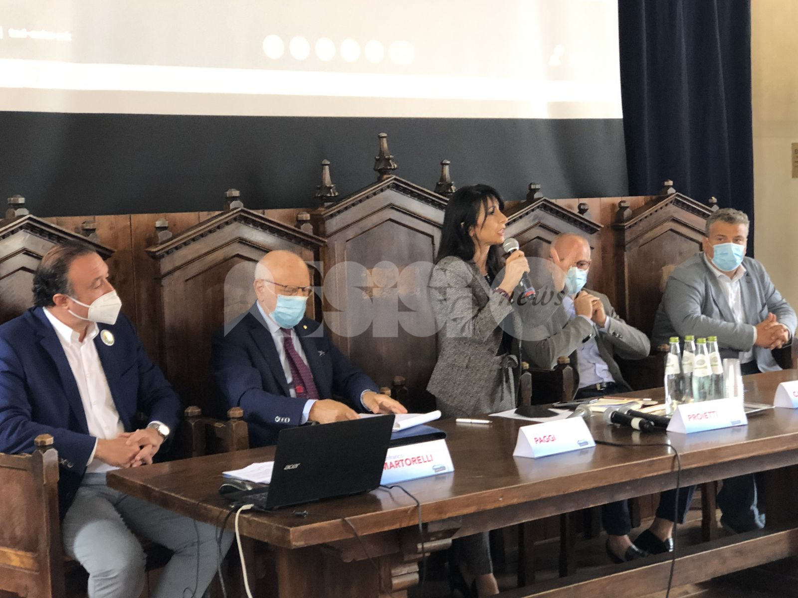 Stefania Proietti si (ri)presenta: "Ci attendono sfide importanti" (foto-video)