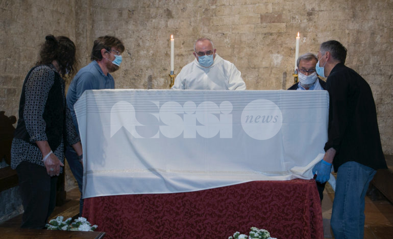 Venerabile don Pennacchi, effettuata la ricognizione del corpo (foto)