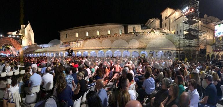Con il cuore 2019, le foto del concerto benefico da Assisi