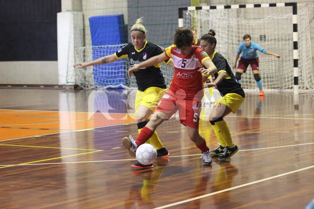 Angelana C5 femminile corsara a Chiaravalle: è prima a punteggio pieno