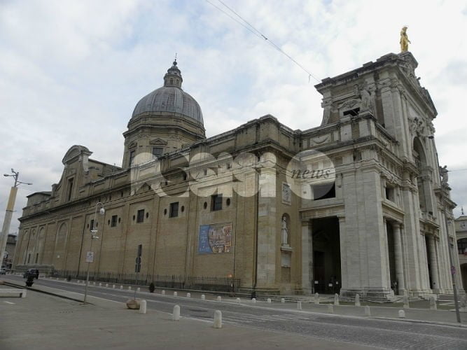 Antonio Lunghi: "Piazza di Santa Maria degli Angeli, si trovi una soluzione seria"