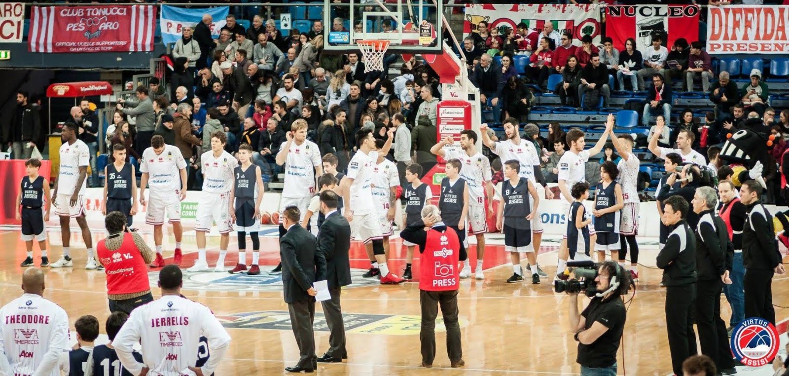 Grande basket ad Assisi: al PalaItis si gioca VL Pesaro - NPC Rieti
