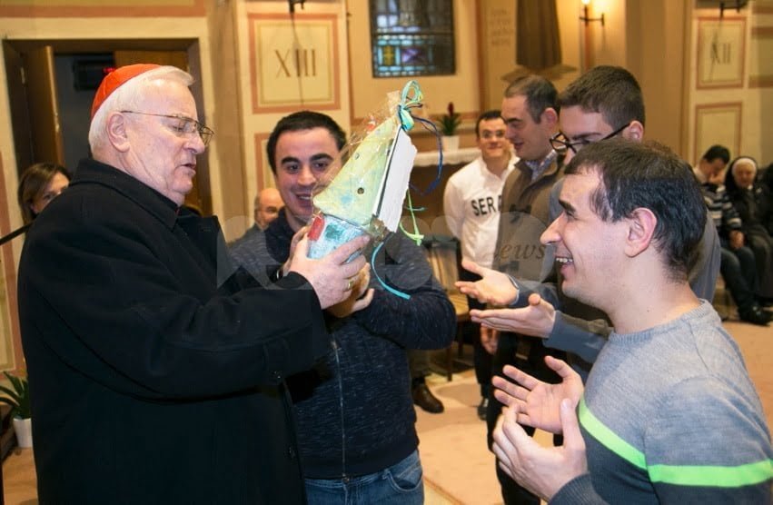 Il Cardinale Gualtiero Bassetti in visita al Serafico di Assisi: le foto