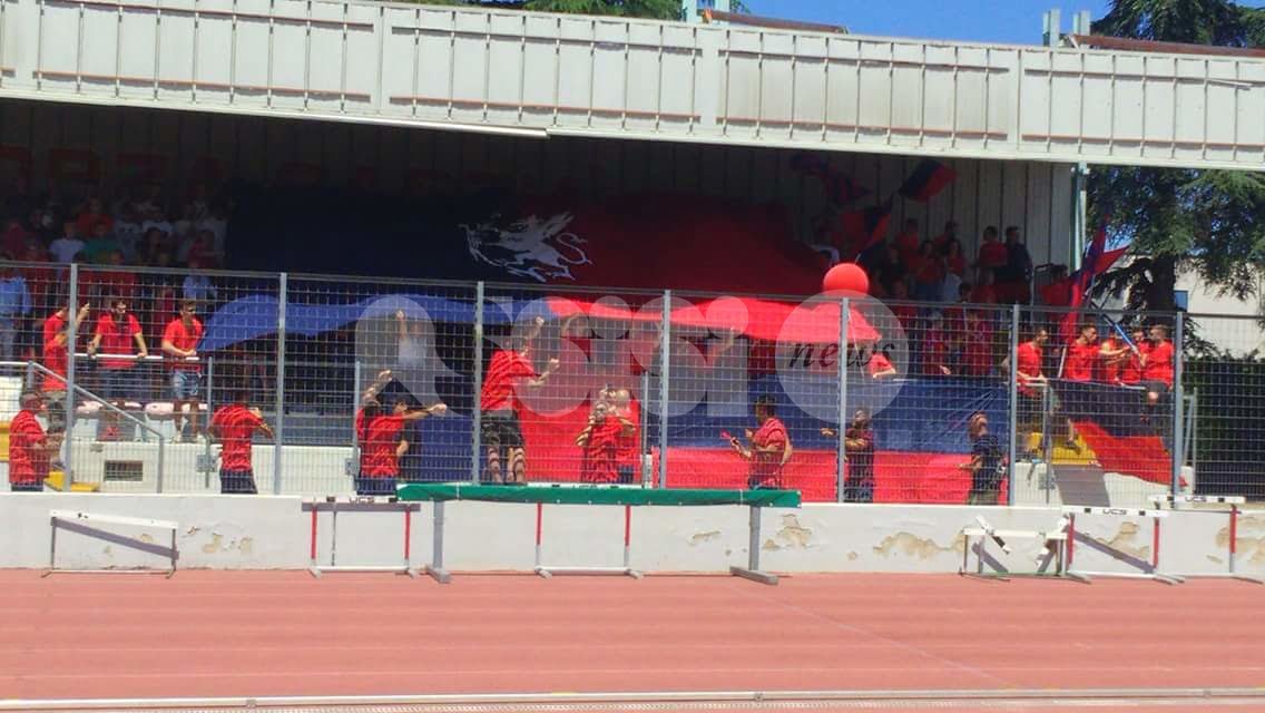 Calcio, non basta un super Cannara: pari 4-4, Torres promossa in serie D