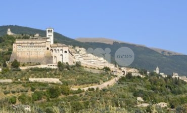 Edo Romoli: "Ad Assisi situazione amministrativa e organizzativa grottesca e dannosa"