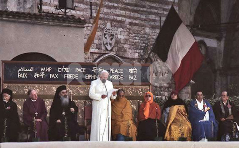 La gioia della città per il ritorno del Papa ad Assisi: i messaggi delle autorità civili e religiose per Leone XIV