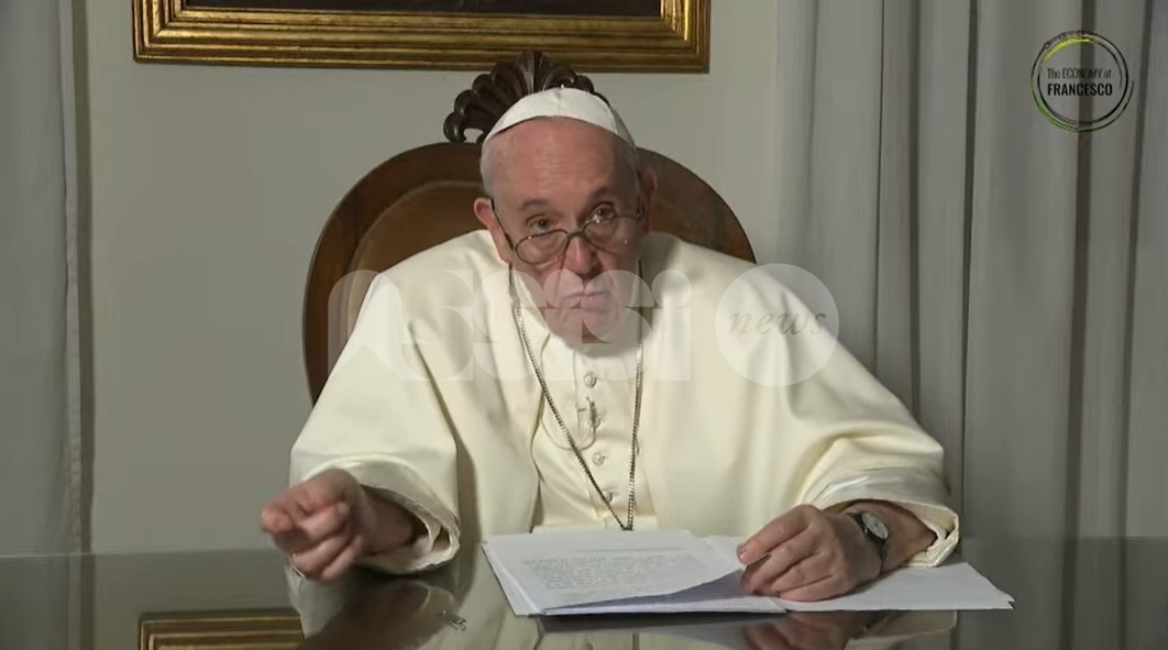 Patto di Assisi, il Papa ai giovani di Economy of Francesco: "Tempo di osare" (foto+video)