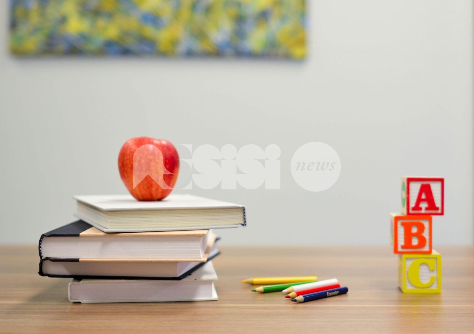 Contributo per i libri di testo scolastici, prorogati i termini per famiglie e Comuni