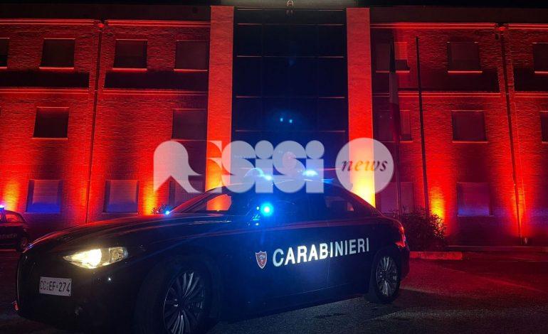 Orange the world, la caserma di Assisi si illumina arancione per sensibilizzare sulla violenza di genere (foto)