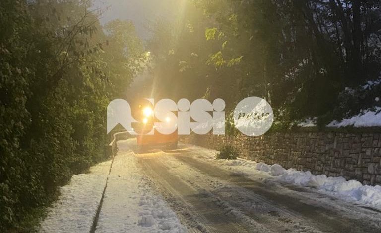 Neve, ghiaccio e disagi: nell’assisano ancora qualche criticità