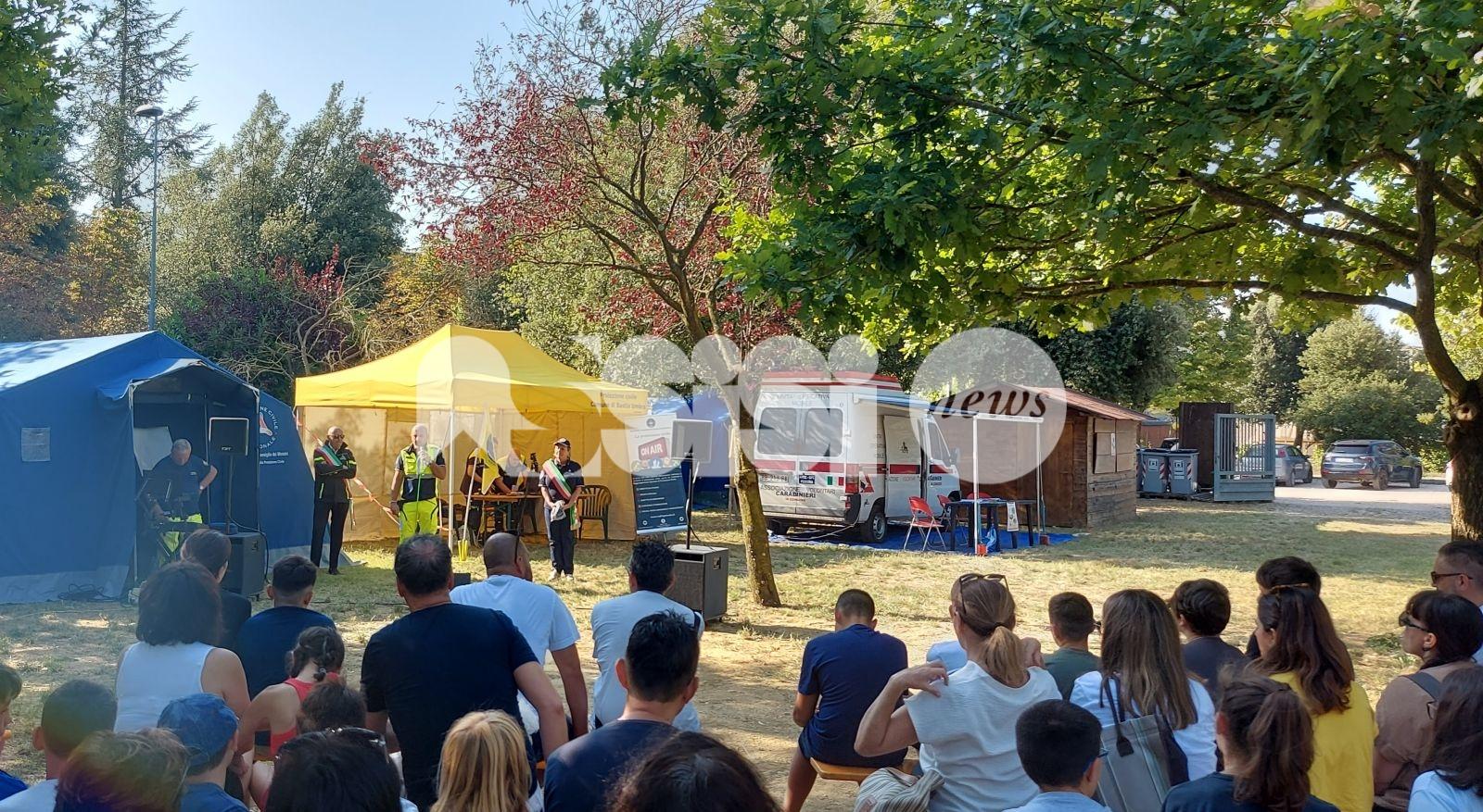 Cresciamo in Protezione Civile, al campo scuola di Bastia c'è anche la polizia postale
