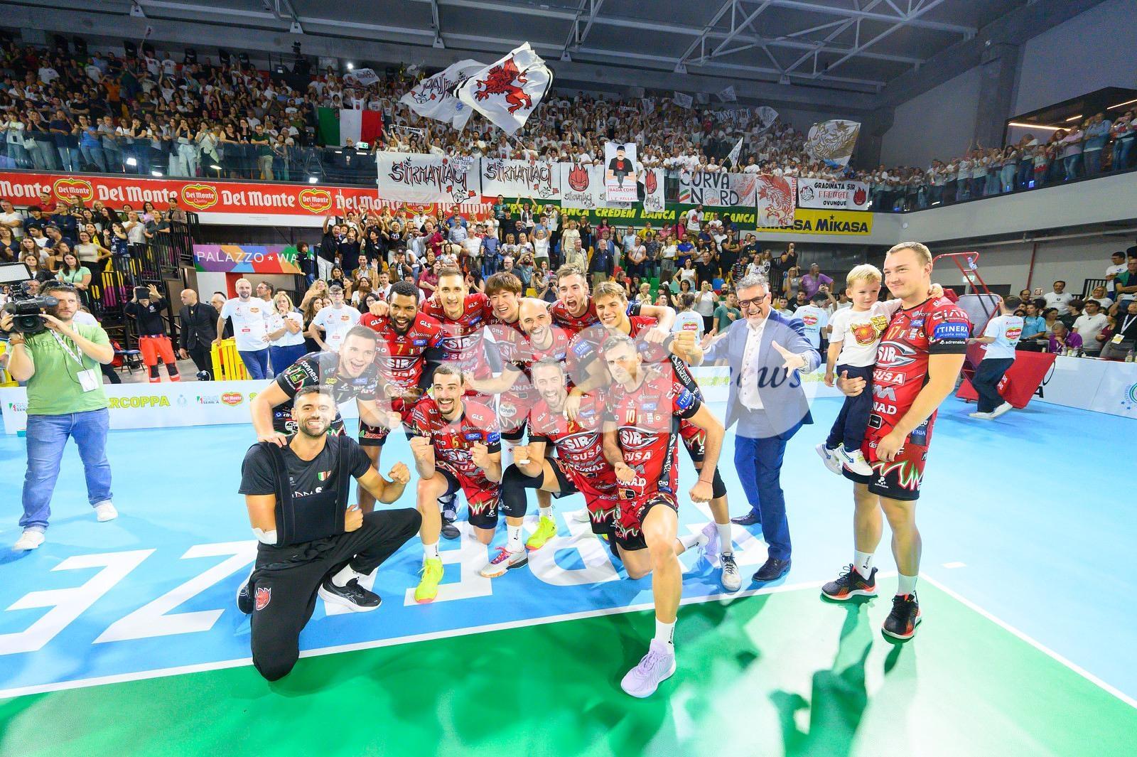 Sesta Supercoppa per la Sir Susa Vim Perugia: l'Itas Trentino si arrende al tie-break (foto)