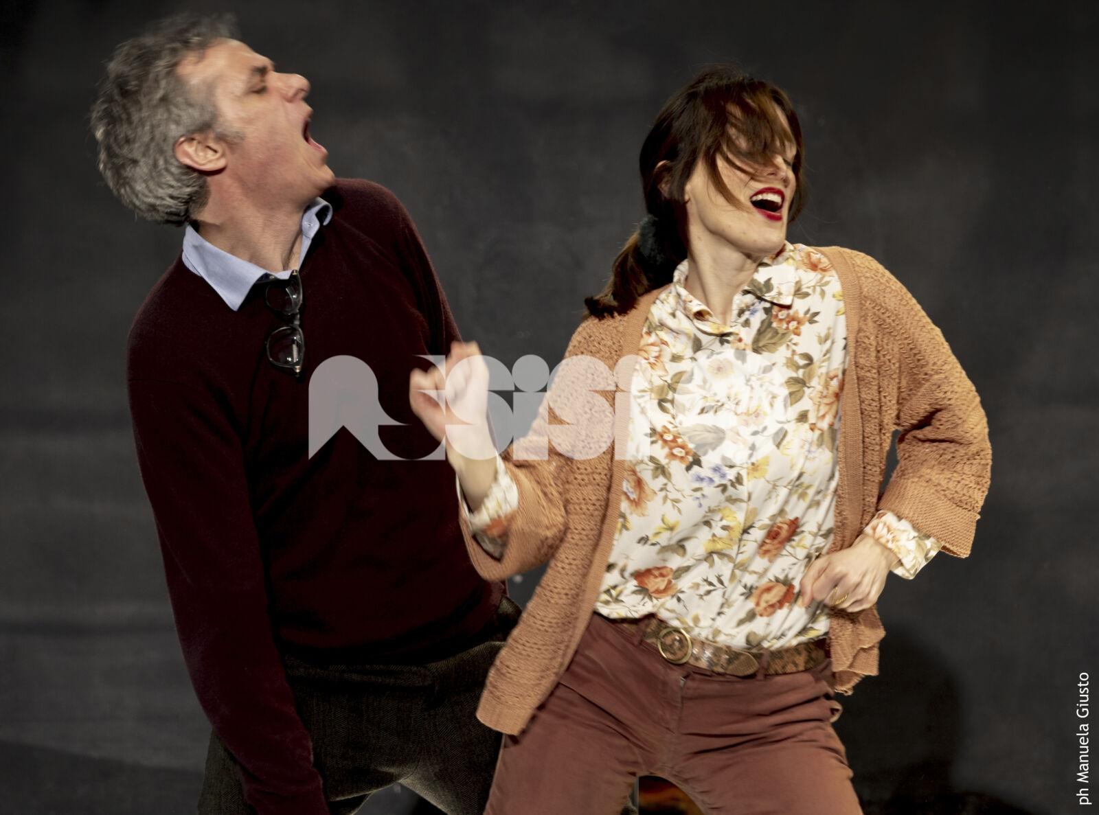 Al Piccolo Teatro degli Instabili lo spettacolo "Meno di due" della Compagnia Teatrodilina