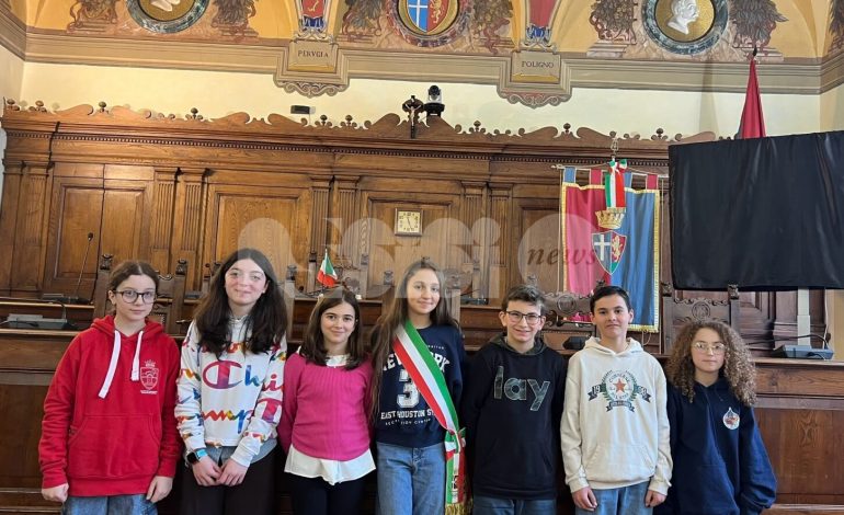 Insediata ad Assisi la giunta comunale dei ragazzi: tutti i nomi (foto)