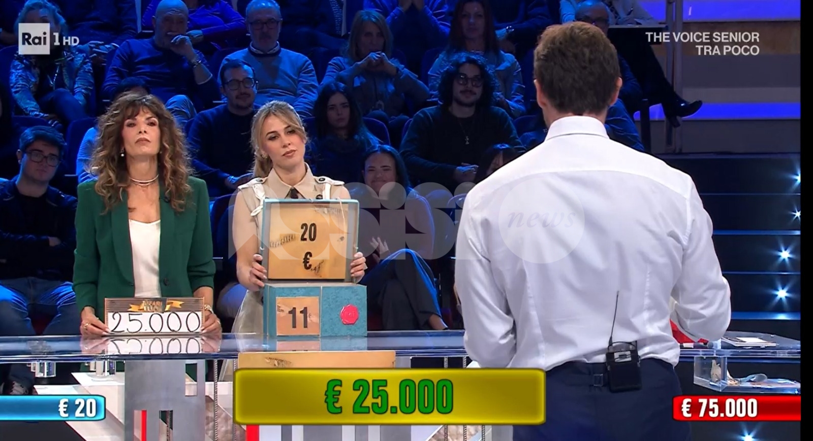 Affari Tuoi, Maria la Spagnola vince 25.000 euro dopo una gara coraggiosa e fortunata (foto)