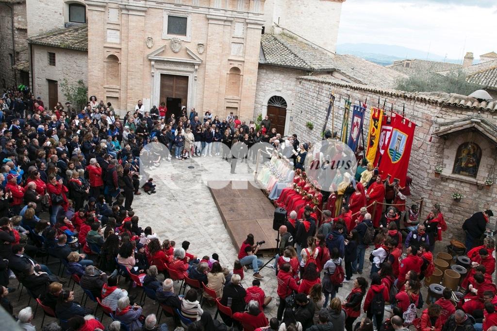 Echo la Primavera 2025 torna nel weekend e dà il via agli eventi di avvicinamento al Calendimaggio di Assisi (video)