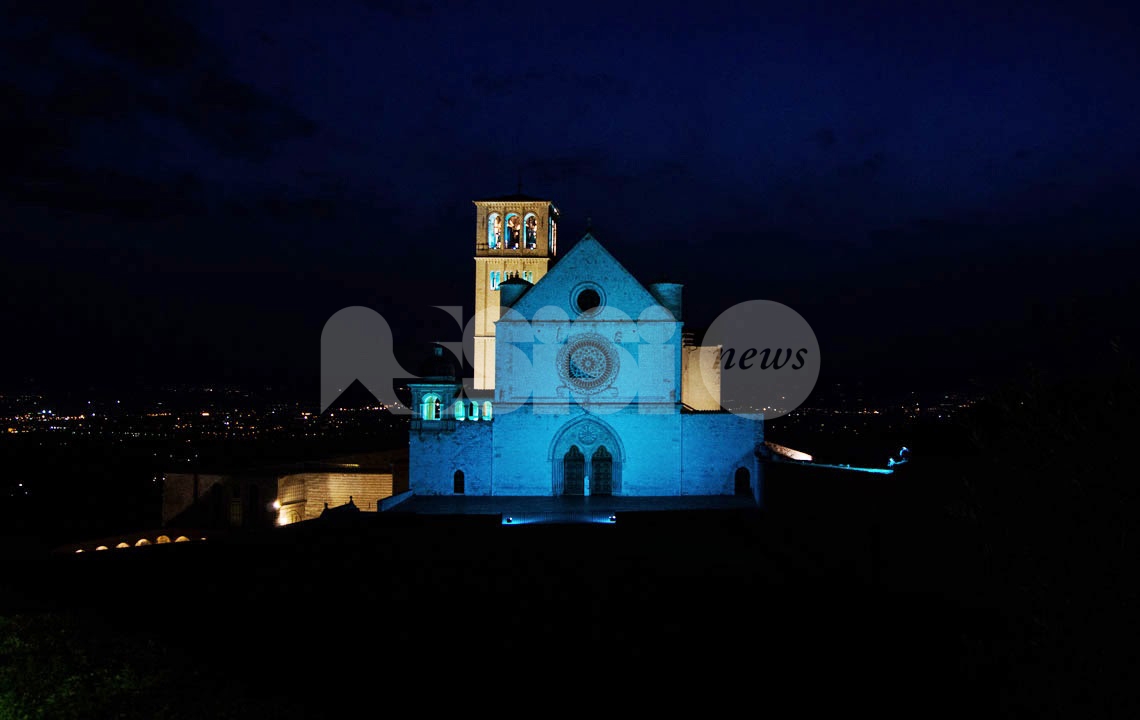 Light it up blue, anche la Torre di Piazza e la Basilica di San Francesco si illuminano di blu