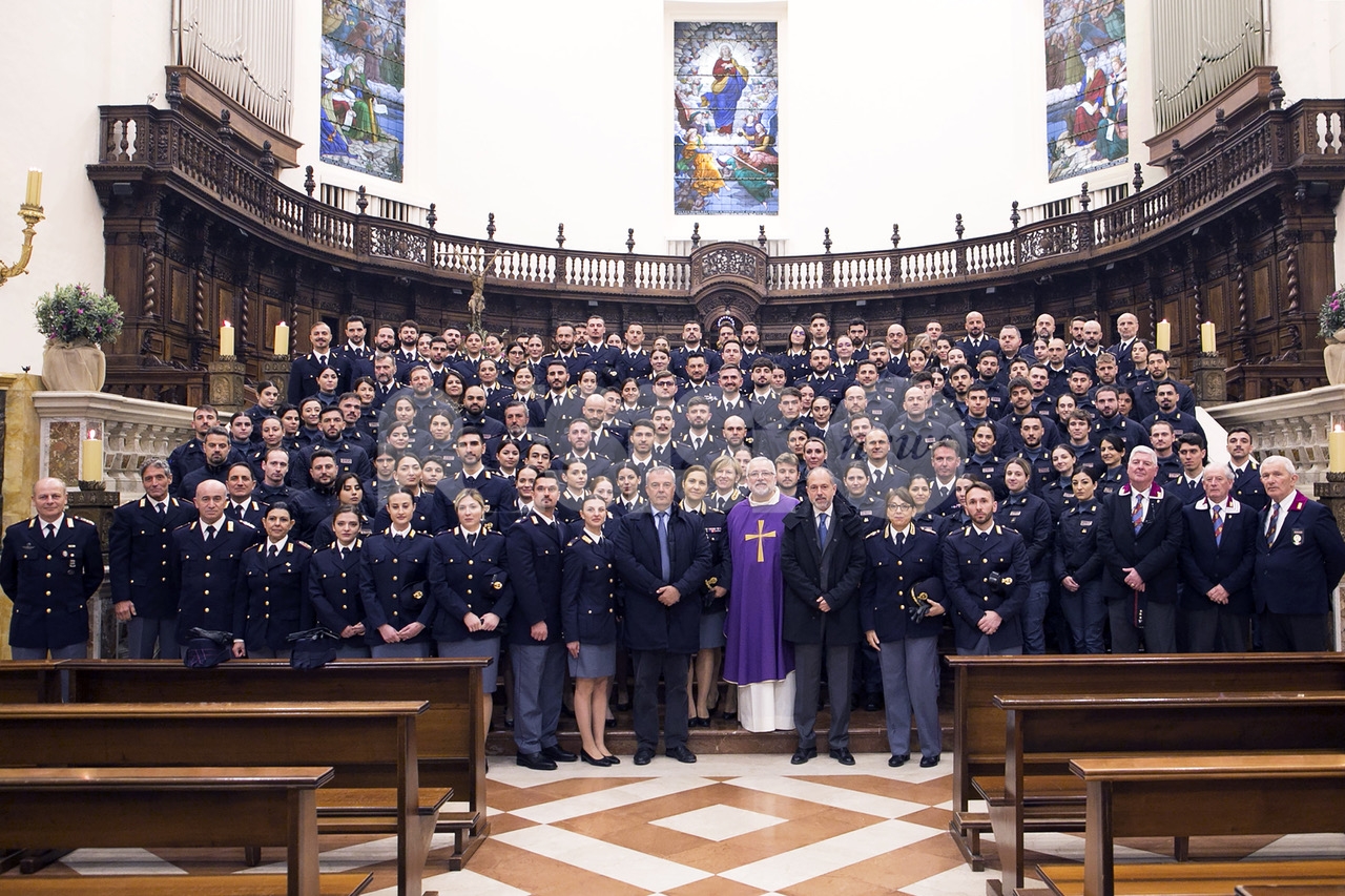Ad Assisi il precetto pasquale e il Giubileo delle forze di Polizia della questura di Perugia (foto)