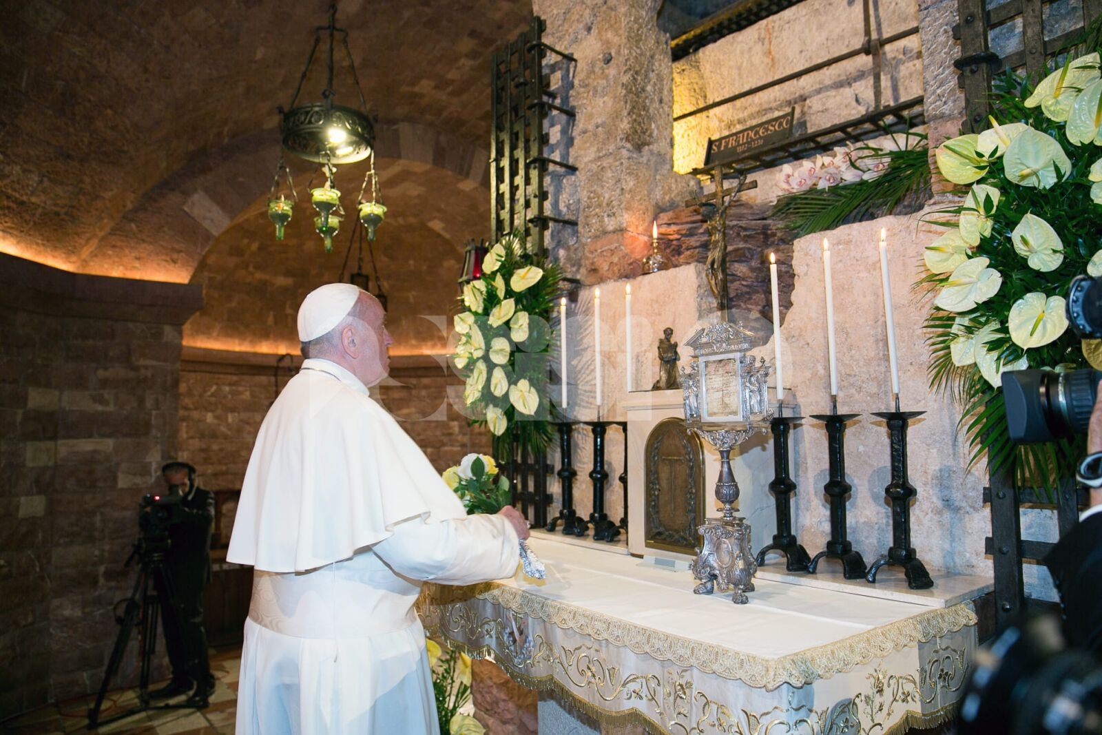 I funerali di Papa Francesco saranno celebrati sabato 26 aprile, ad Assisi lutto cittadino e bandiere a mezz'asta