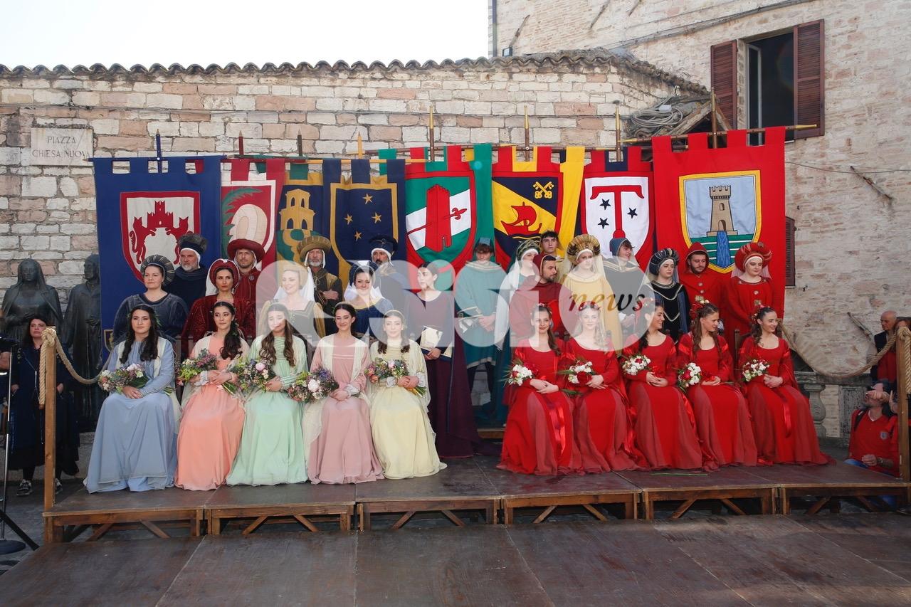 Calendimaggio di Assisi 2025, svelate le dieci Madonne Primavera e il programma della Festa (foto e video)