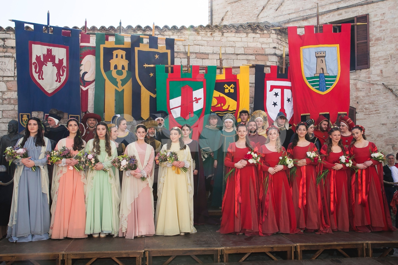 Calendimaggio 2025, oggi è il giorno di Madonna Primavera (video)