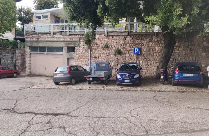 Parcheggio Matteotti inagibile, arrivano due aree di sosta per residenti e autorizzati