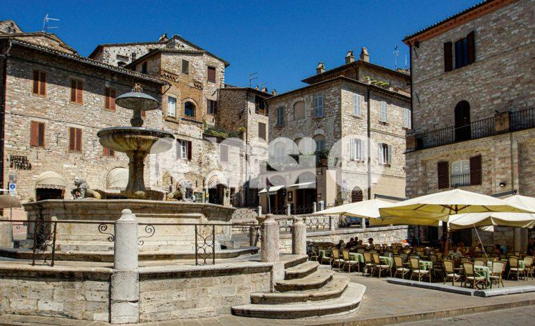Progressisti per Assisi: “Su Tari e tassa di soggiorno dalla destra promesse da fiera”