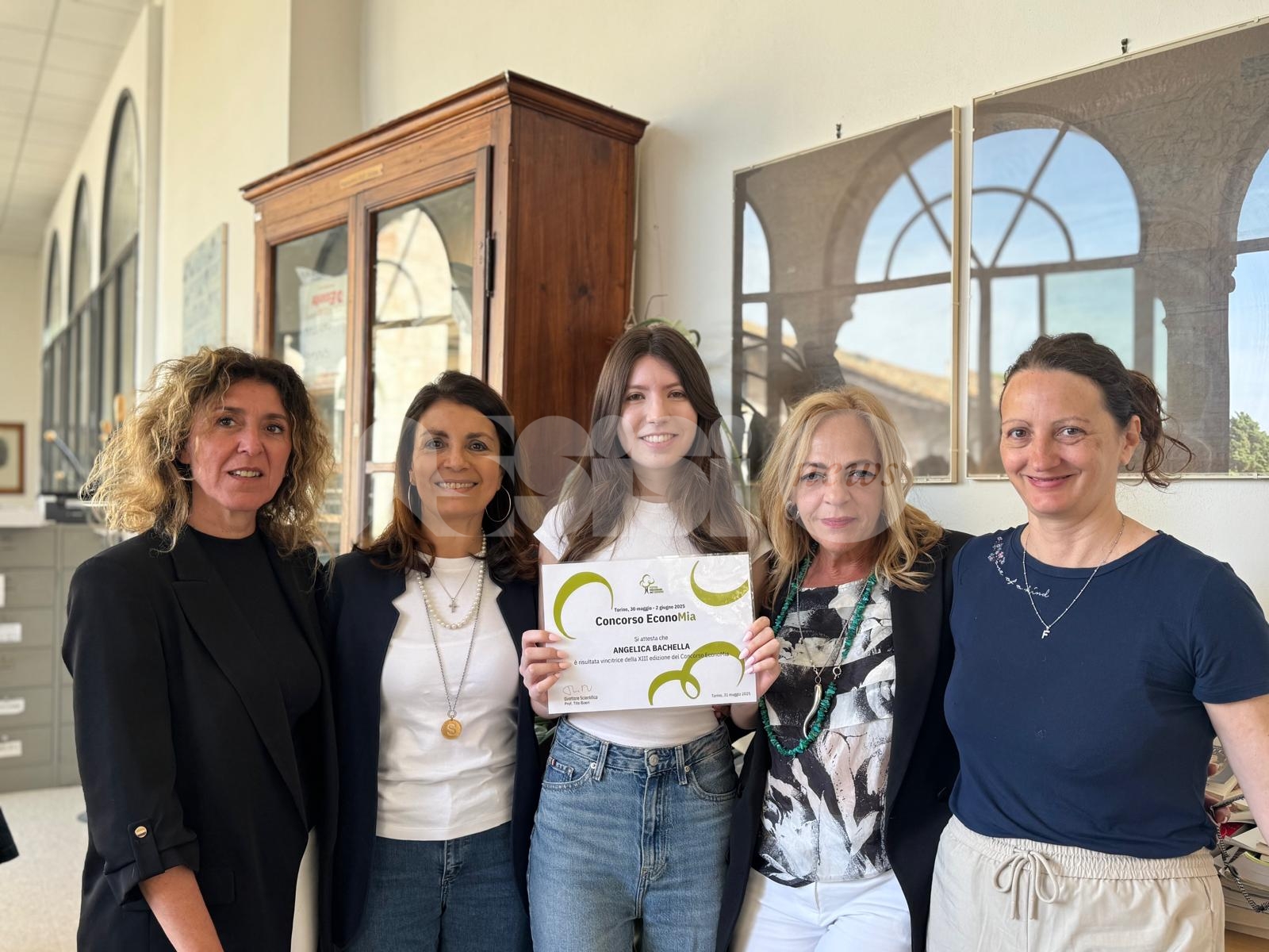 Concorso nazionale EconoMia 2025: bis per il Liceo Properzio, ancora sul podio con Angelica Bachella (foto)