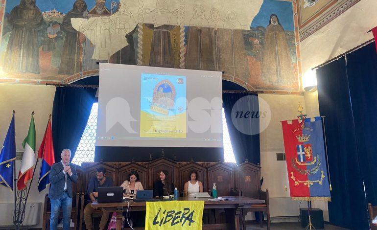 Assisi in vendita e i rischi della turistificazione: in città inchiesta e dibattito (foto)