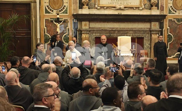I partecipanti al Capitolo generale dei conventuali in udienza da Papa Leone XIV