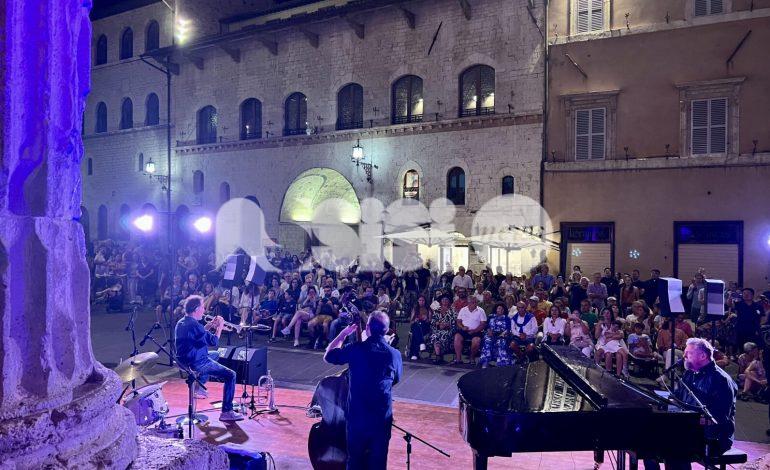 Note di Assisi, centrodestra all’attacco: “Oltre 80.000 euro per una rassegna solo in centro”