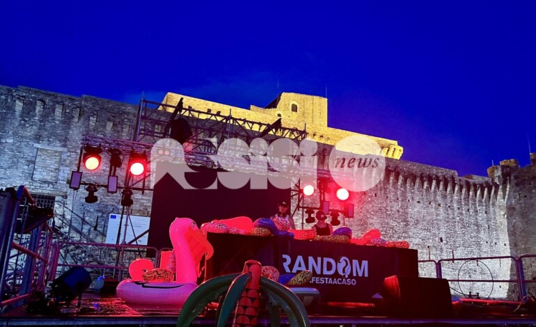 Tutto pronto per l’Assisi Summer Festival, con Zero assoluto, musica da spiaggia e la festa anni ’90