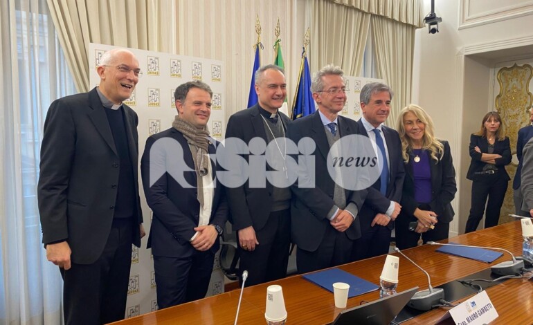 Accordo tra Anci e Fondazione Fratelli tutti, Forza Italia: “Aderisca anche Assisi”