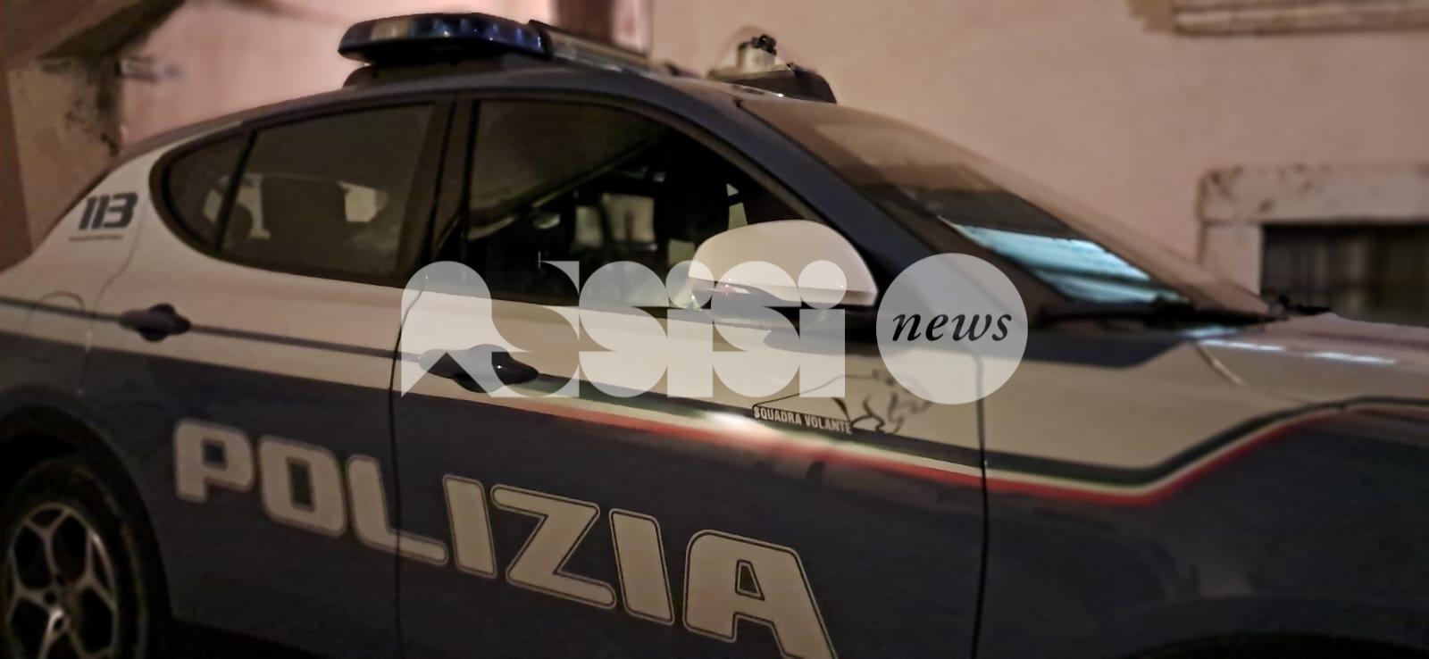 Quarantottenne tenta di entrare a un evento musicale senza biglietto: denunciato