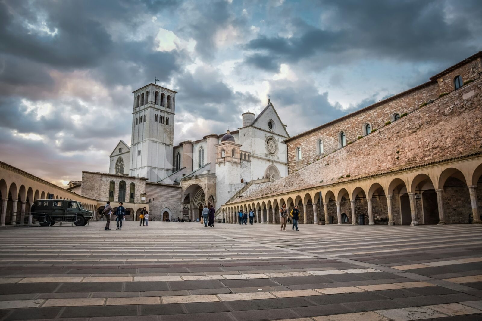 Tour Guides for Gaza, le guide turistiche si mobilitano con visite guidate gratuite in Basilica