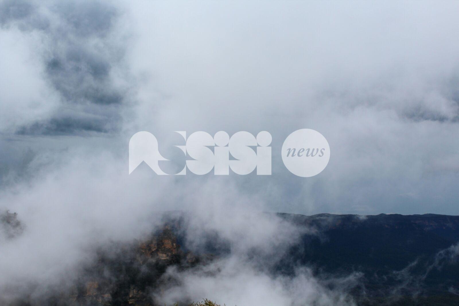 Meteo Assisi 29-31 agosto 2025: weekend piovoso ma domenica sole