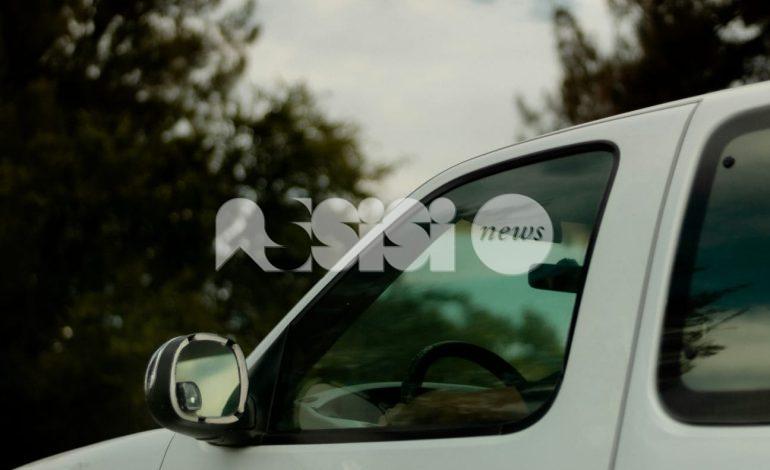 Ordina on line un pezzo di ricambio dell’auto ma è una truffa: due denunce