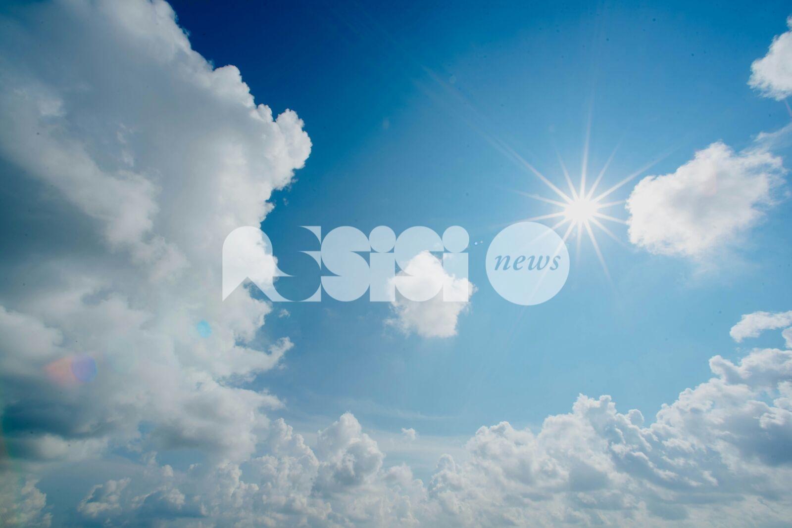 Meteo Assisi 17-19 ottobre 2025: sole, qualche nuvola e temperature nella media