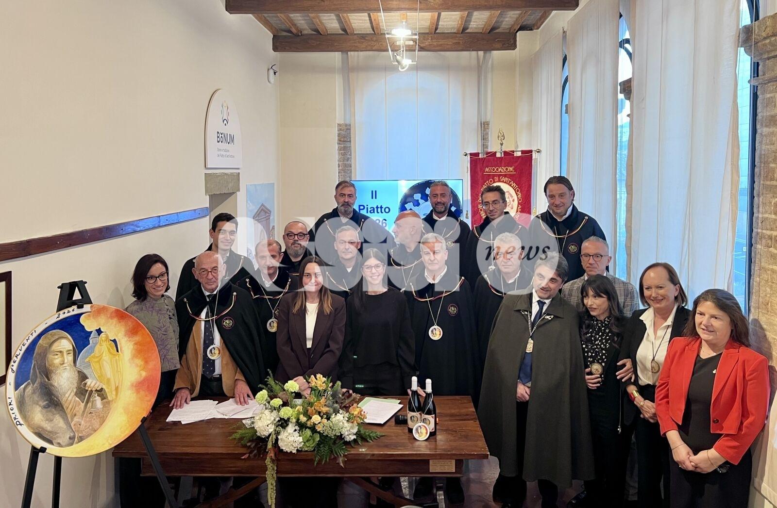 Piatto di Sant’Antonio Abate 2026, presentati i Priori Serventi e i segni rappresentativi della Festa (foto)