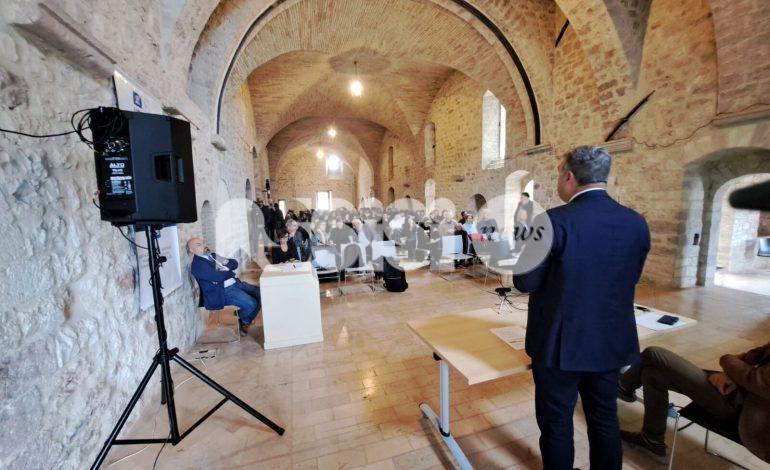 Ad Assisi la prima edizione della conferenza biennale Verso una economia universale fondata sui diritti umani