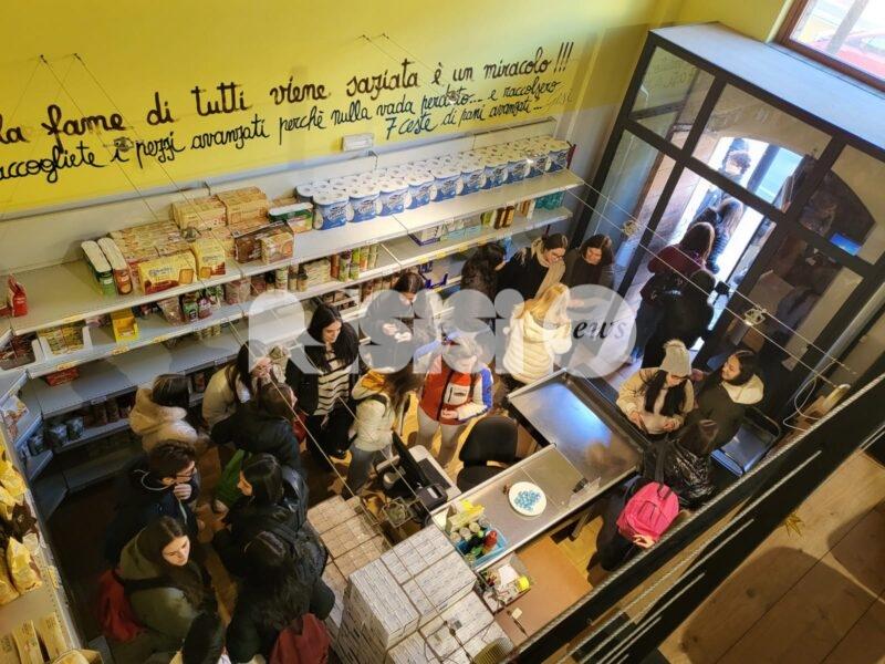 Giornata mondiale dei poveri 2025, il bilancio della Caritas diocesana: aiutate oltre 700 famiglie