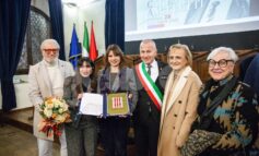 Carlo Angeletti è benemerito della Città di Assisi: cerimonia ieri in Comune (foto)