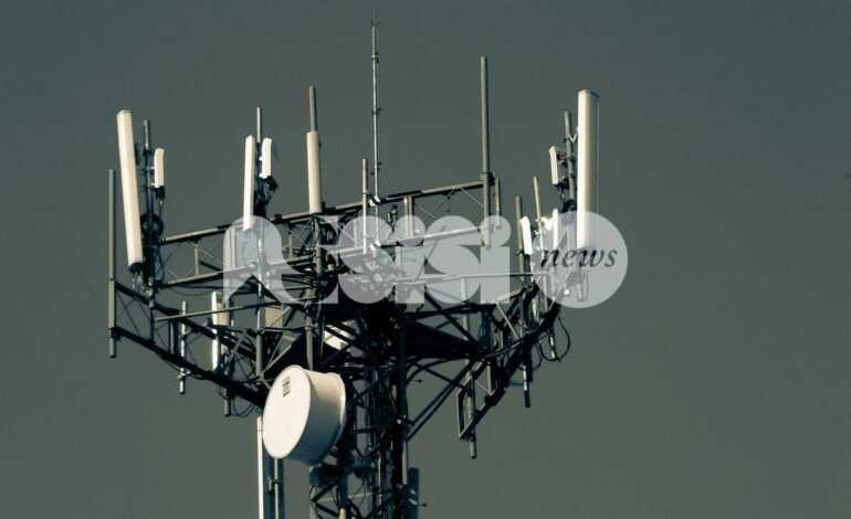 Antenna a Petrignano, il sindaco: “Era impossibile dire di no, pronti a incontrare i cittadini”