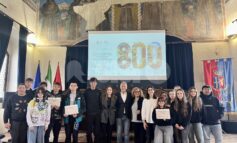 I biglietti di auguri natalizi e pasquali celebrano l'ottocentenario del Transito e sono creati dagli studenti (foto)