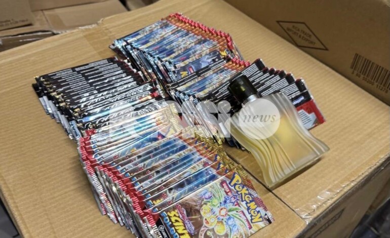 Ruba carte Pokemon e profumi: arrestato 46enne ‘beccato’ dall’addetto alla sicurezza